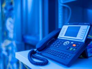 Scatena Il Potere del VoIP e Migliora La Strategia On Hold della Tua Azienda